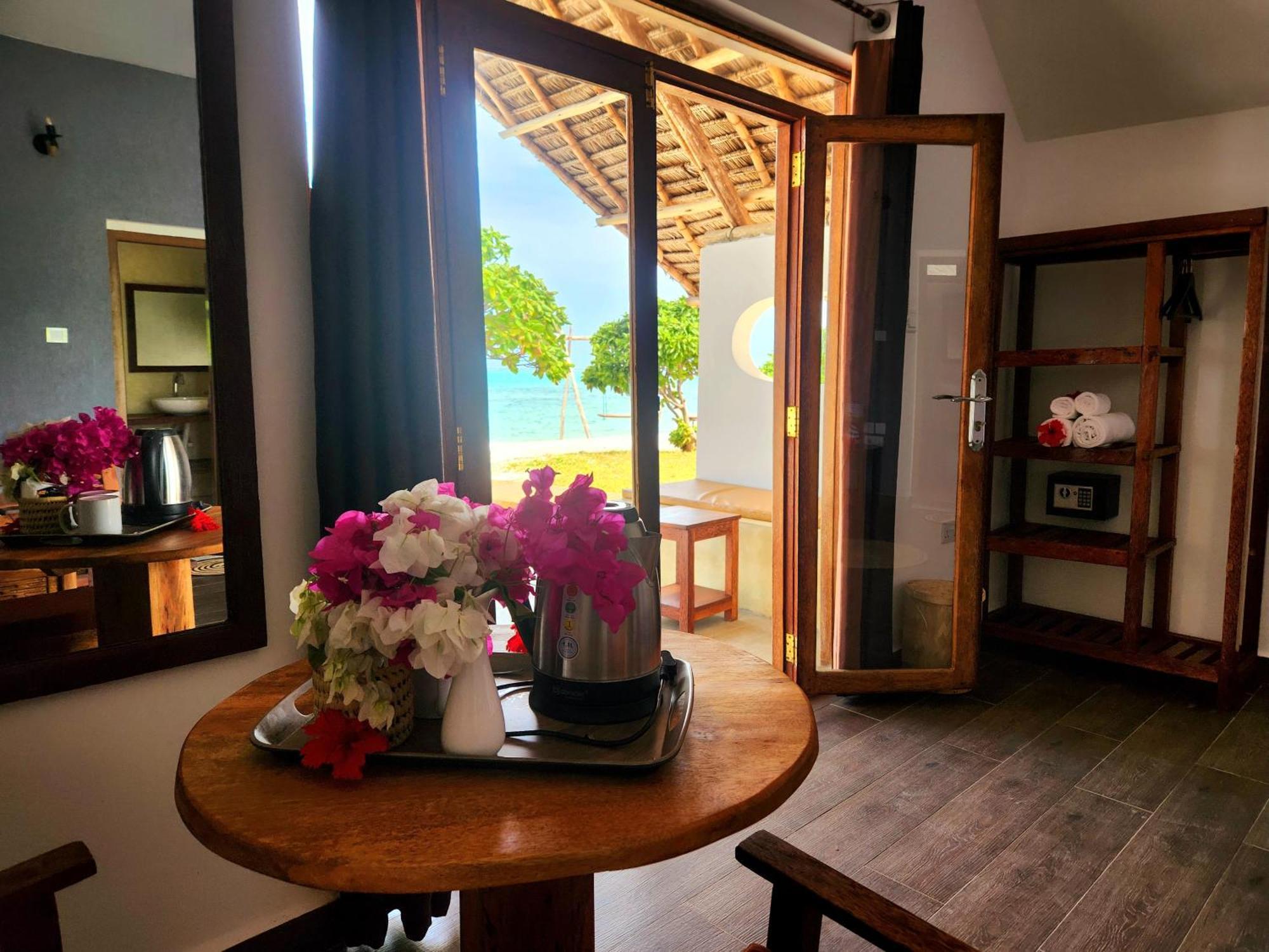 Almas Beach Boutique Hotel Makunduchi 外观 照片